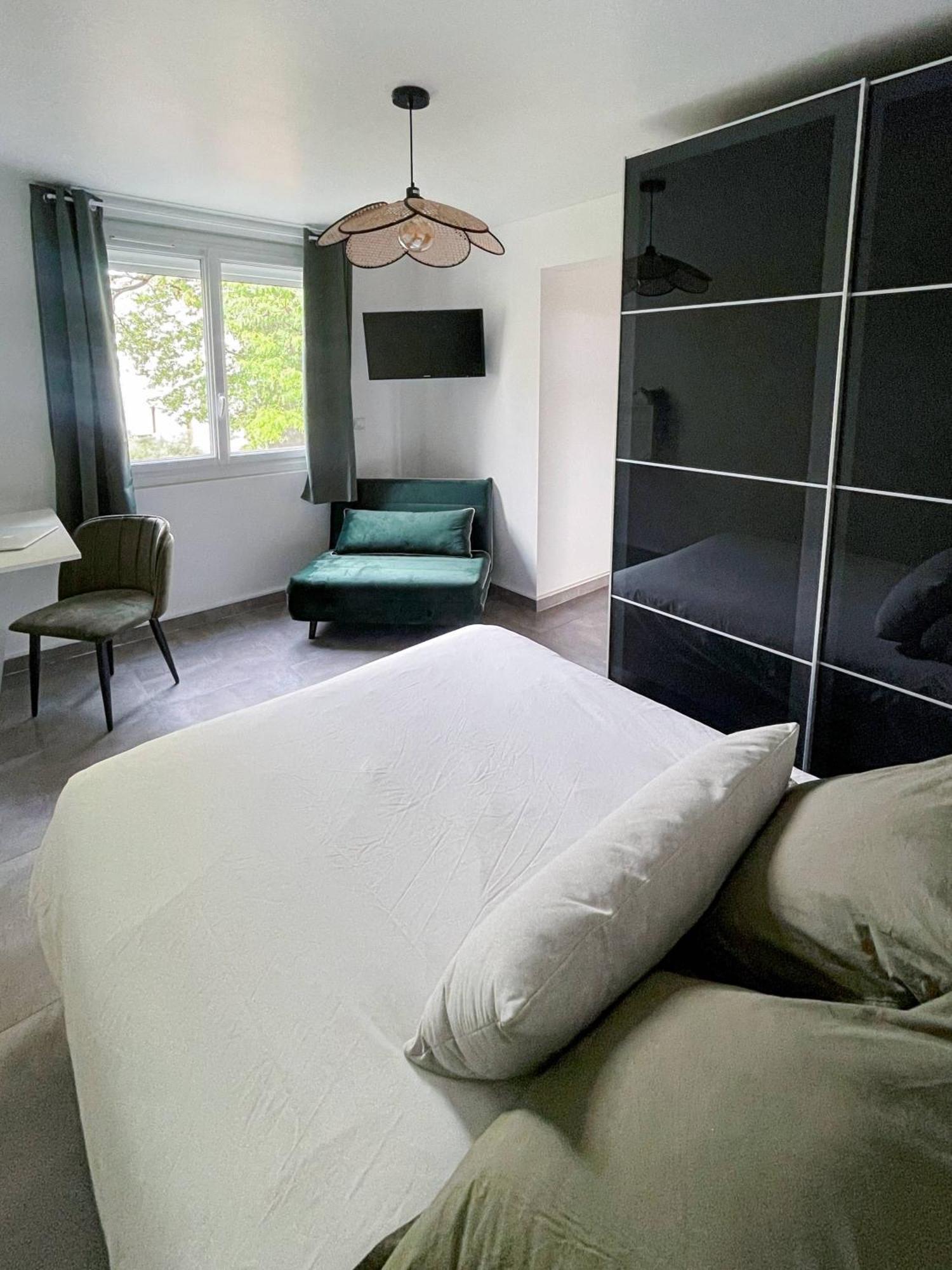 Auteuil • 4 Chambres • Wifi • Metro A 400M Rennes Luaran gambar